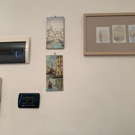 Casa Manuela Non Turisti Ma Ospiti Lejlighed Chioggia Eksteriør billede