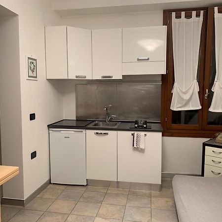 Casa Manuela Non Turisti Ma Ospiti Lejlighed Chioggia Eksteriør billede